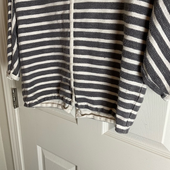 Madewell Striped 100% Cotton Blouse size medium - Picture 5 of 11